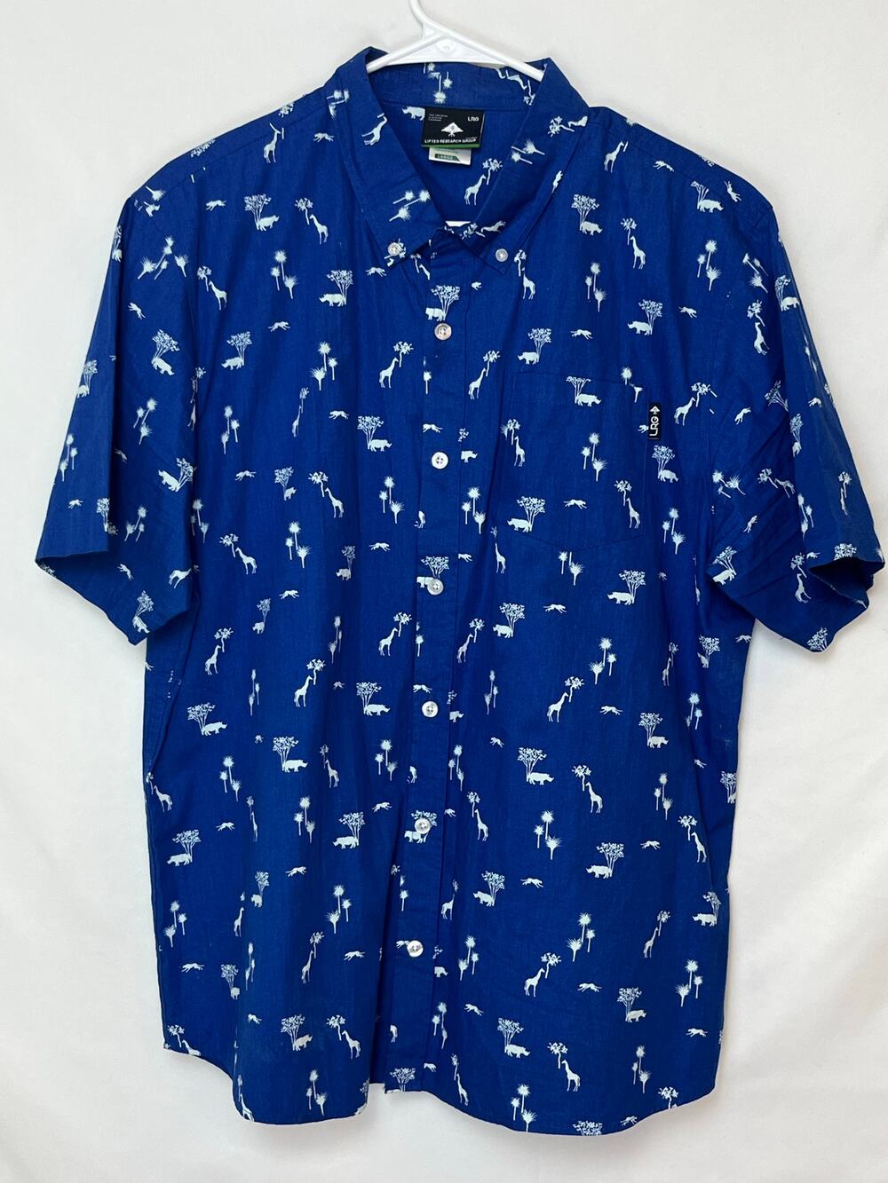 LRG Men’s XL Blue/White Safari Print Short Sleeve Button-Front Shirt Streetwear